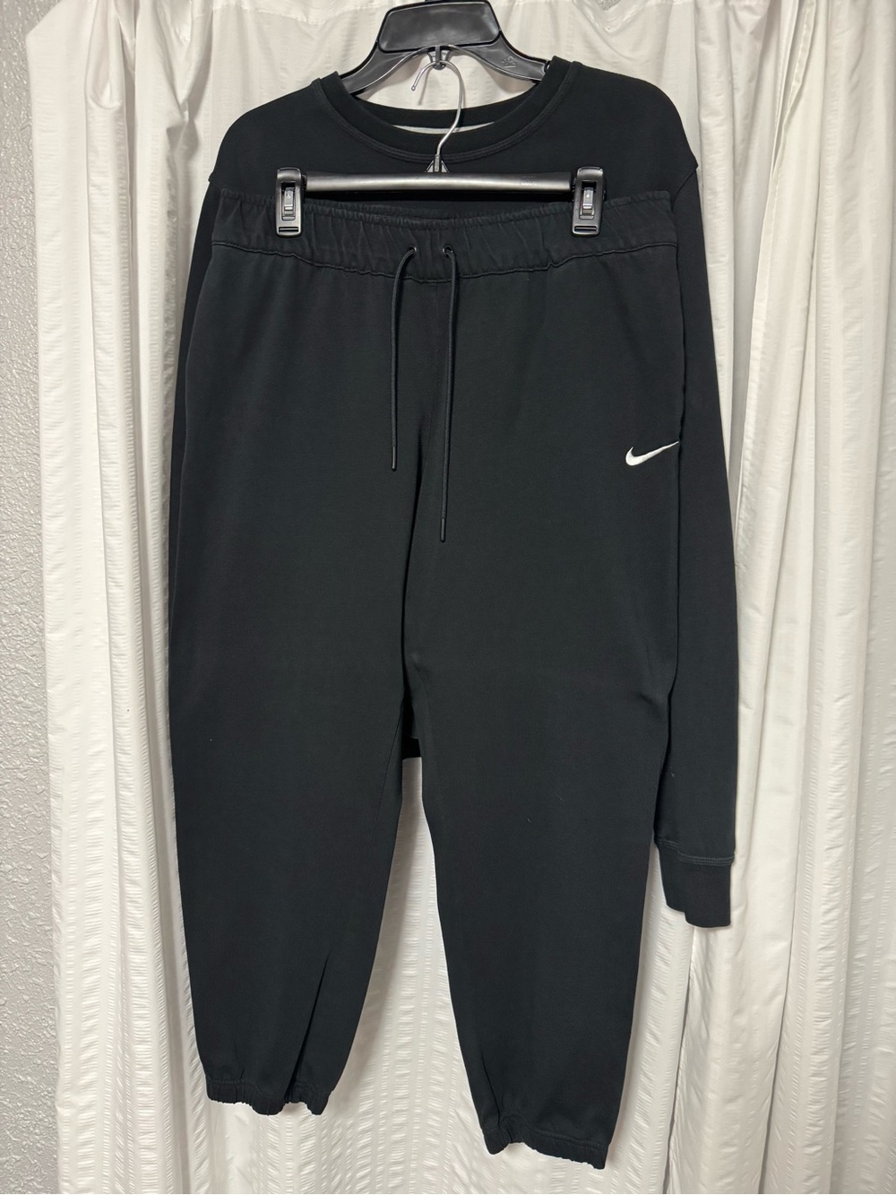 Women’s Nike Sweatsuit, Size L